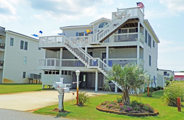 KH4004- Oceanside-5 BRs, Elevator, Pool Table, Private Pool and Hot Tub!
