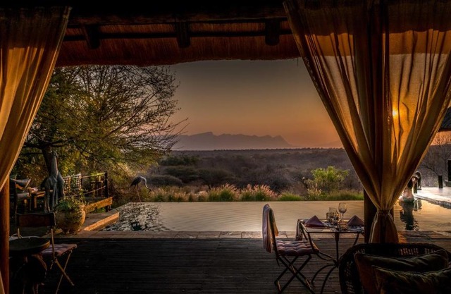 Khaya Ndlovu Safari Manor