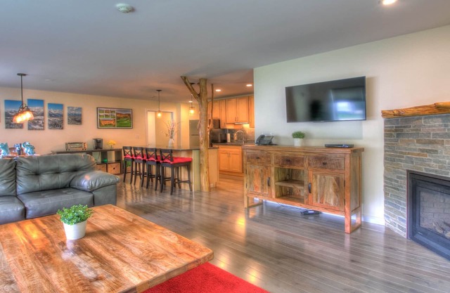 Killington Tree House: 2 Room Modern Condo 432