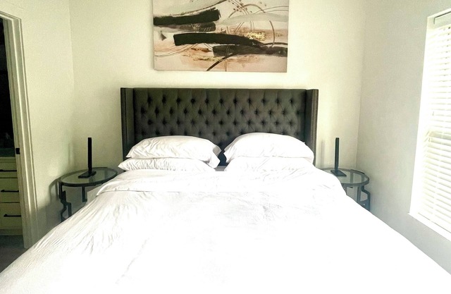 King Bedroom in Short North