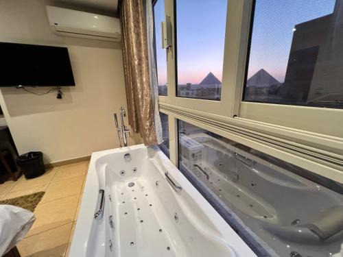 King Khafren View INN