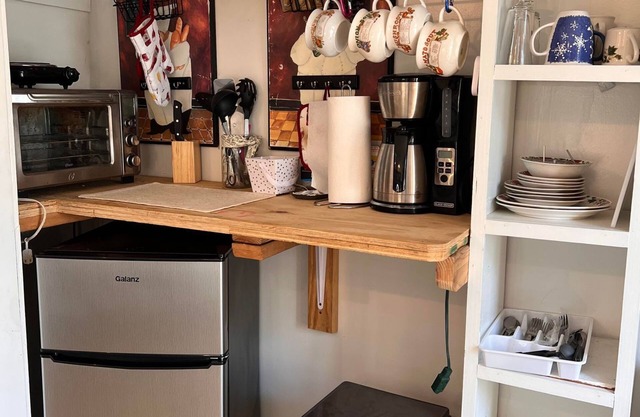 King Sized Bed - Bohemian Blue Suite - centrally located!