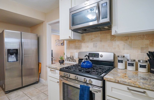 King Tempur Pedic 2/2 Resort Style |Med Center