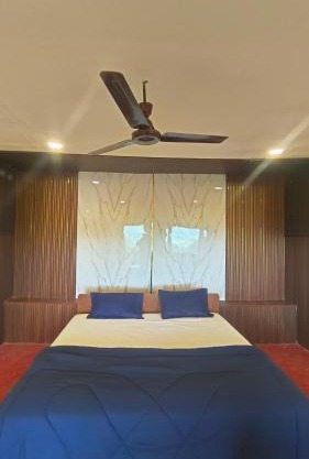 Kings Court Village Resort