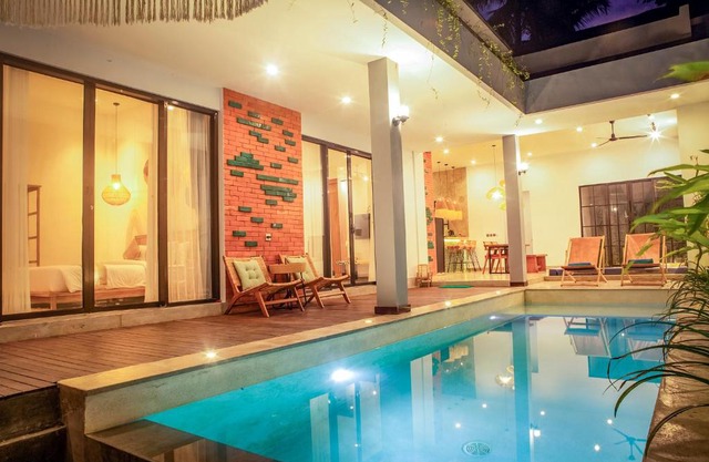 Kintsugi Private Villa Mandalika