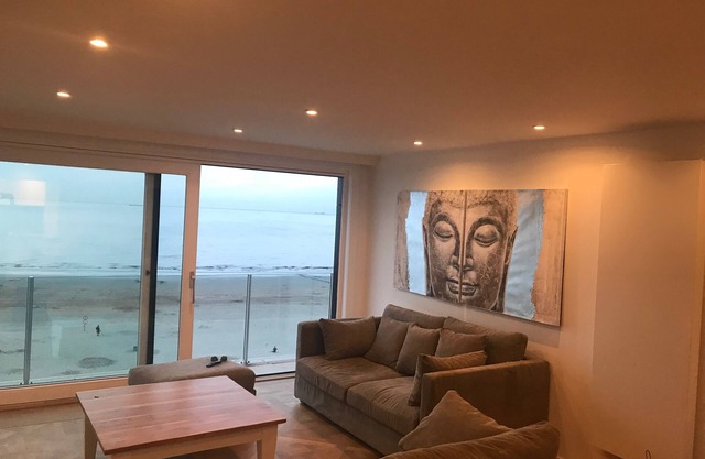 Knokkesea dike apartment sea view Duinbergen/Knokke