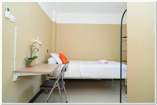 KoolKost near Lokasari Square (Minimum Say 6 Nights)