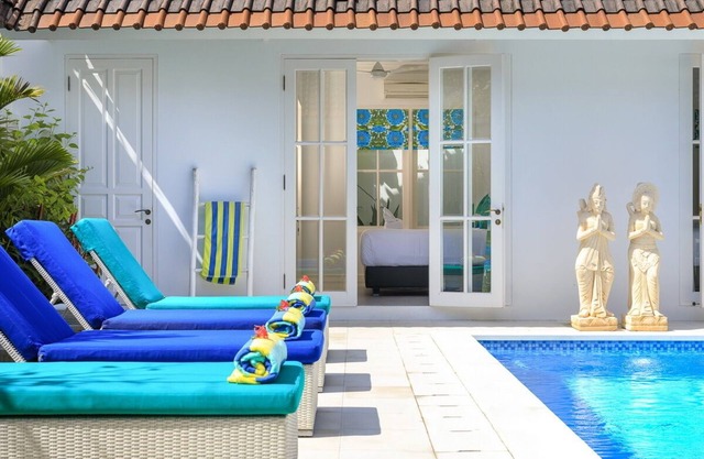 KS2001 - 2 Bedroom Villa Close to Double Six Beach