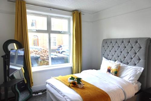 Kyoto Central I 4 BDR House I 50 inch Smart TVs in Rooms I Large Spacious Rooms I Refurbished I Derby City Centre