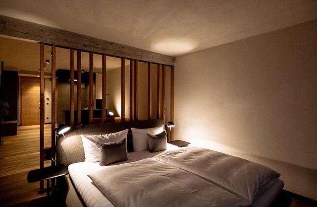 L design double room