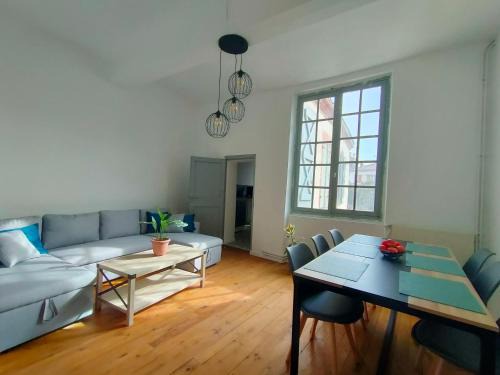 L'escale de Compostelle, centre ville à 5 minutes du Canal