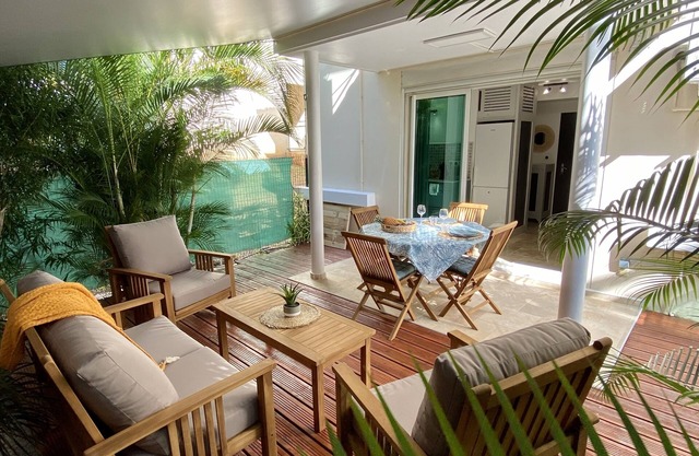 "L'instant Évasion" studio with pool terrace ⛱