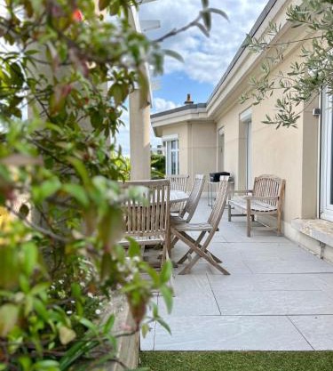 L'Isly, Dernier étage en centre de Rennes avec terrasse de 50m2