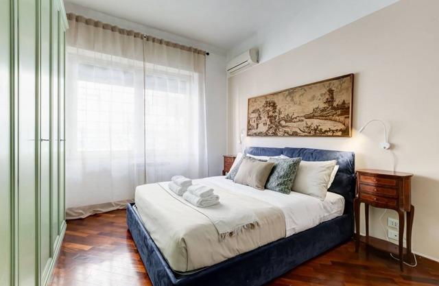 L&L - Central charming 2-Bdr!