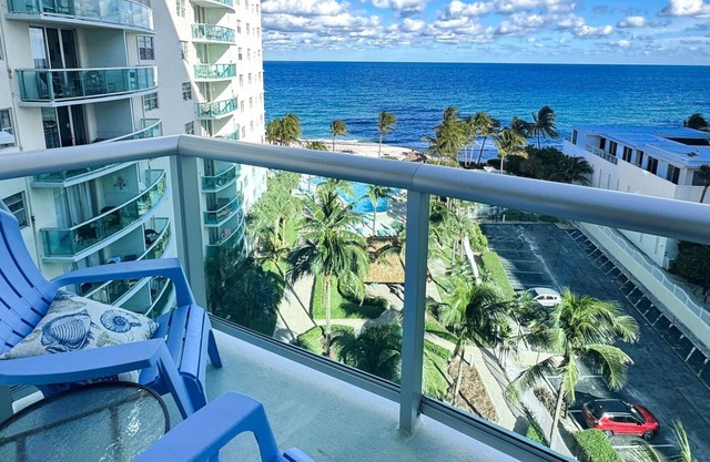 La Azul Beachview Getaway