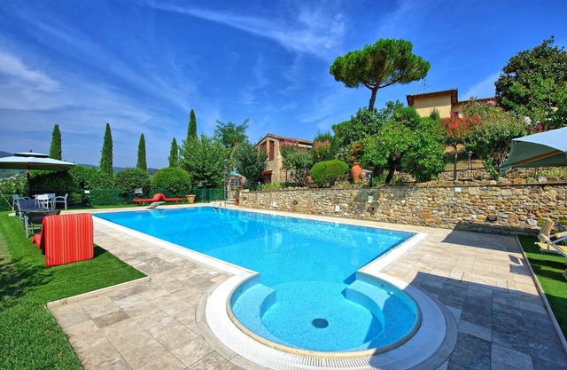 La Capanna - Apartment with pool