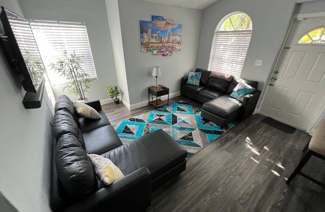 "La Casita" Beautiful Home in the heart of Miami