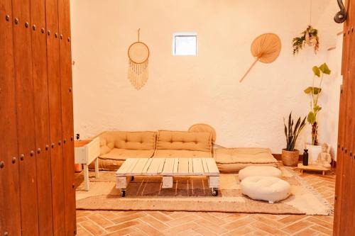 La casita del pueblo GARDEN petfrienly con chimenea