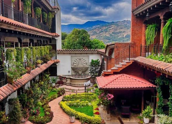 La Casona de Ciudad Vieja