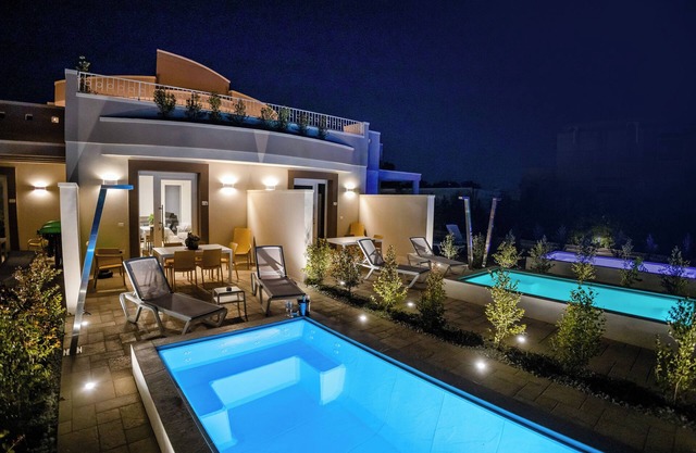 La Collina di Montegrappa - Suites with Heated Private Pool - Suites with Shared Pool