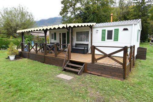 LA COMBE - Entre lacs et montagnes