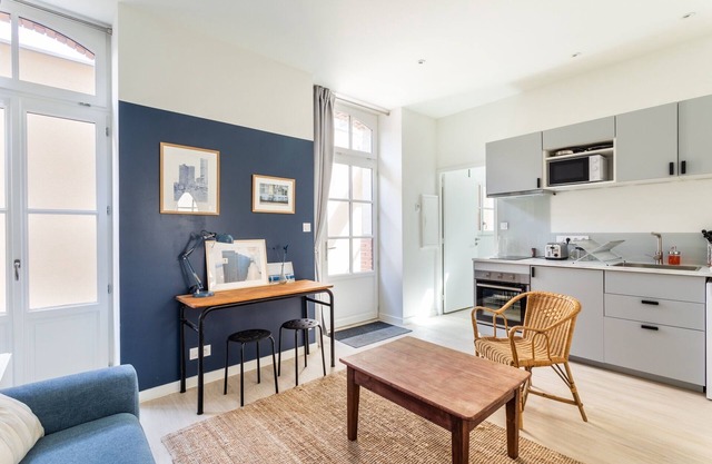 La cour des Carmélites 1 - Appt calme en centre-ville