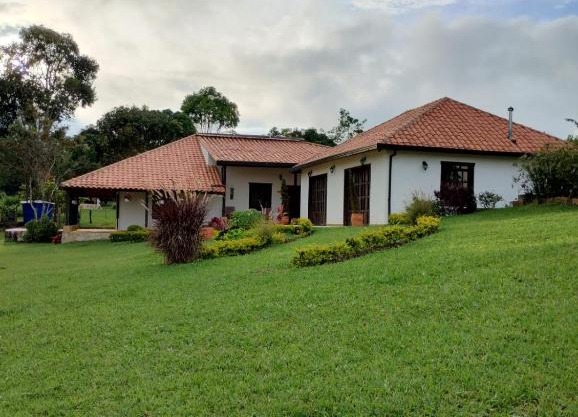 La Estancia del Clavellino