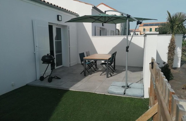 LA FREGATE Maison avec piscine/parking/wifi/plages 5kms