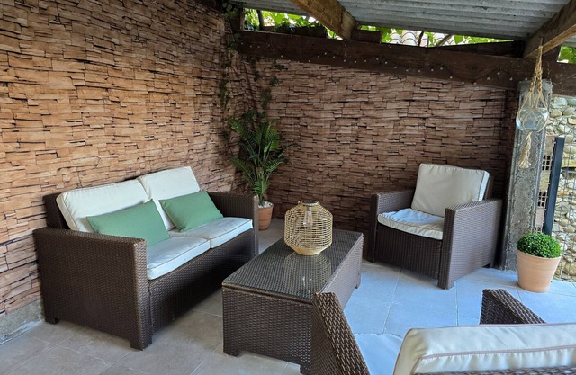 La jaliniere house4+2 ppl