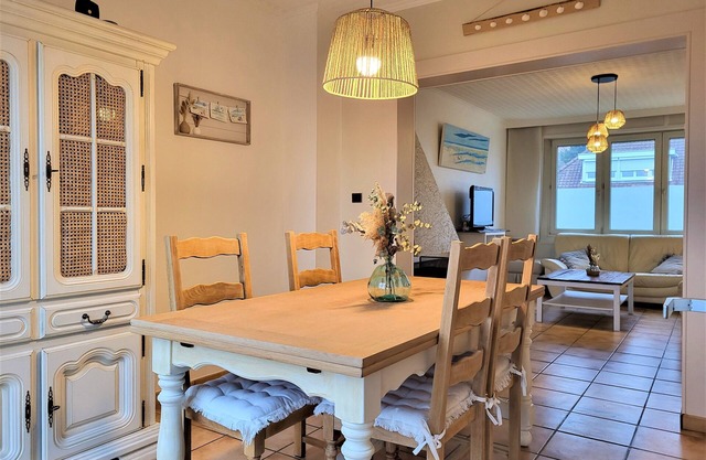 La maison bleue - house with garden 250m from the beach