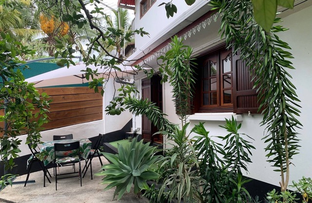 LA MAISON DE L'ARTISTE - Jardin Privatif - Grand T2 - Route de Cilaos