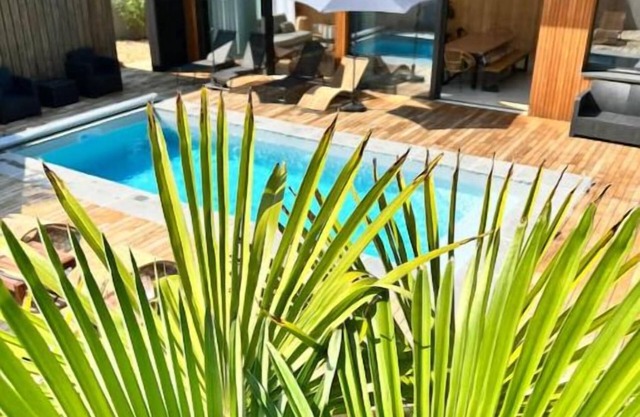 La Maison du bois by Claire & Vincent Ti Ar C Hoad