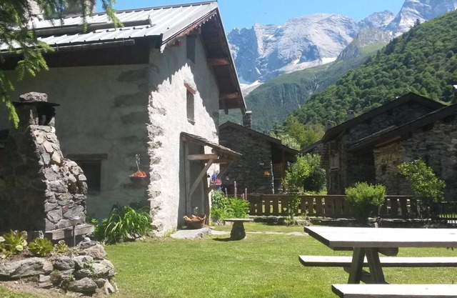 LA MAIZNETTE - CHAMPAGNY EN VANOISE