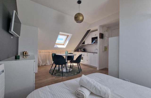 La Palme d'Or by Madame Conciergerie