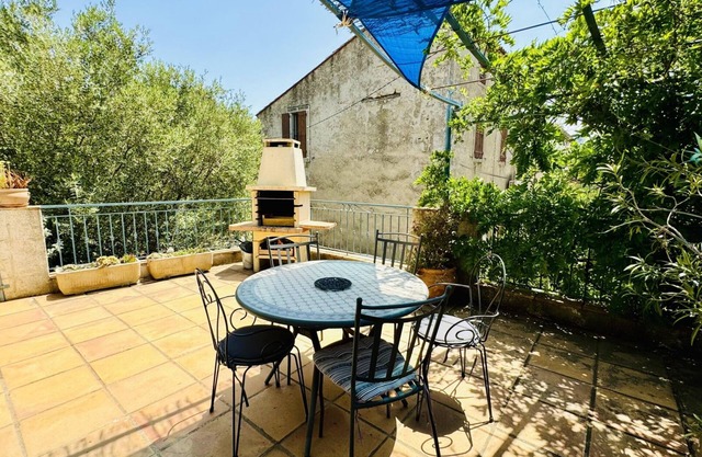 La Pergola - SAINT JEAN DE BARROU