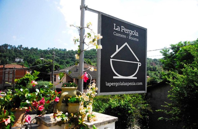 La Pergola Private Parking