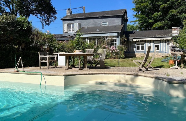 La Picane - Belle maison avec piscine et jardin