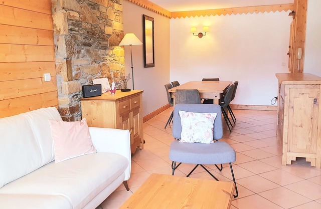 LA PLAGNE - 3 bedroom apartment, ski in, Residence 4 * with swimming pool