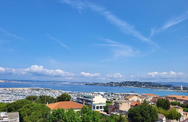 La Pointe Rouge vue mer