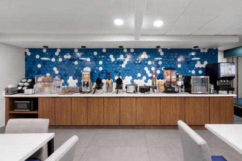 La Quinta by Wyndham Houston Stafford Sugarland