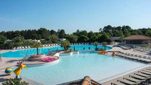 La Réserve 4 étoiles à Gastes emplacement 147 2CH 1SDB 6 personnes