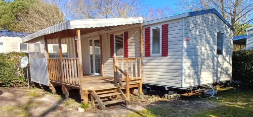 La Réserve 4 étoiles à Gastes emplacement 329 2CH 1SDB 6 personnes