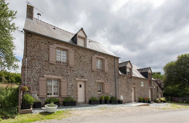 La Roseraie - LA BOUSSAC