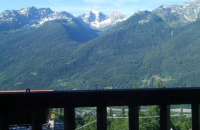 La Salle: Apartment with garden - Beautiful panorama