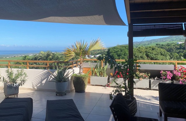 La Terrasse sea and mountain view, quiet, 4-star rating