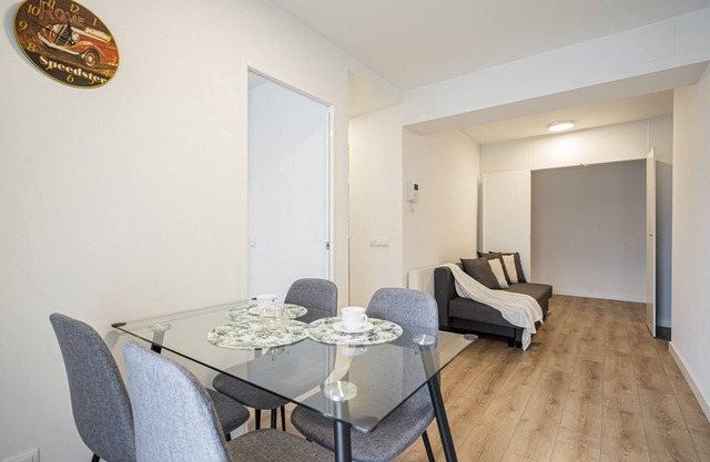 La Vaguada M Apartment (PMO10)