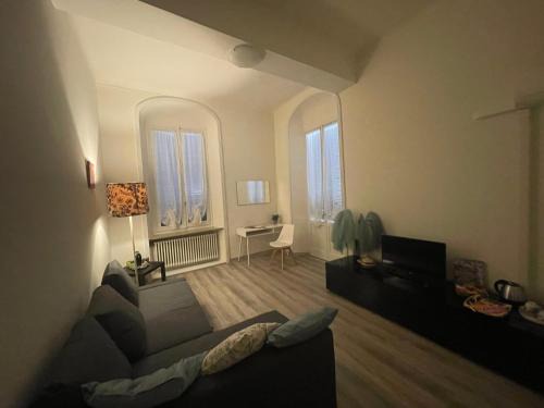 LA VIOLETTA DI PARMA/DEL DUCATO