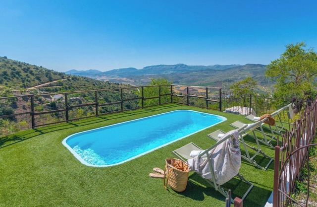 La Zenia Casabermeja by Ruralidays