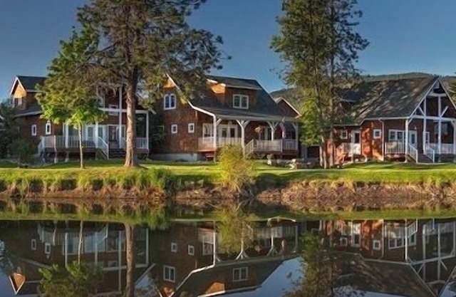 Lair Of The Bear - 3 Bedroom 2 Bath Parkside Bungalow