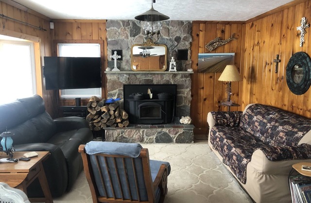 Lake And Trails Lodge